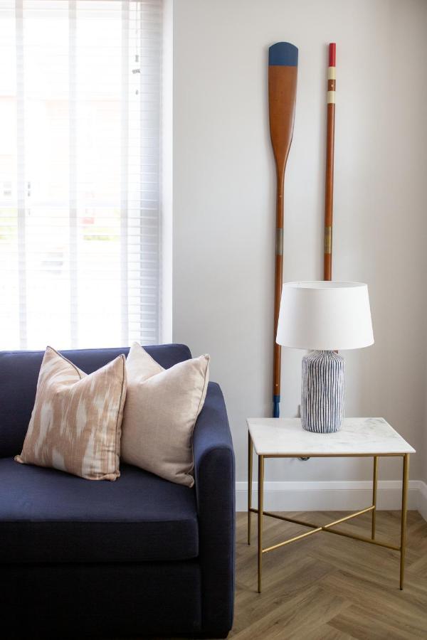 John Lewis Apartment アベルアイロン エクステリア 写真